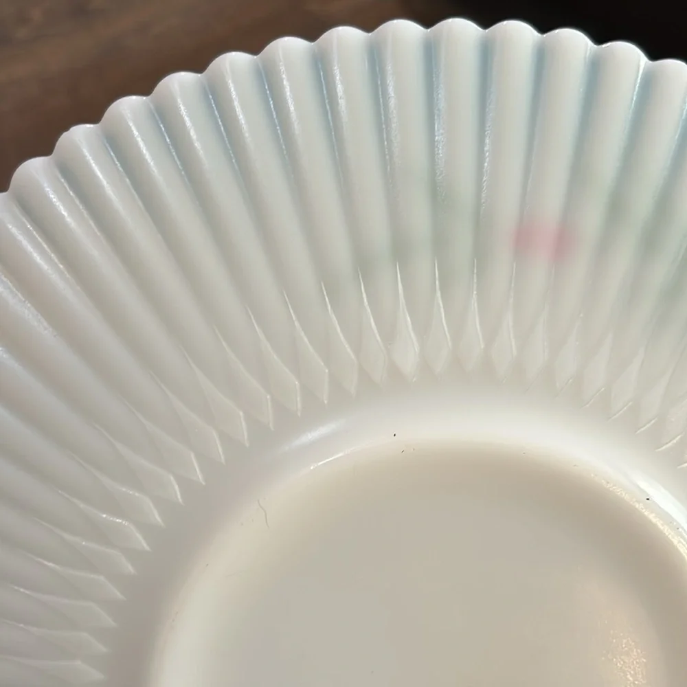 1930's‎ MacBeth-Evans Depression Glass Petalware Florette Cake 2 dessert plates